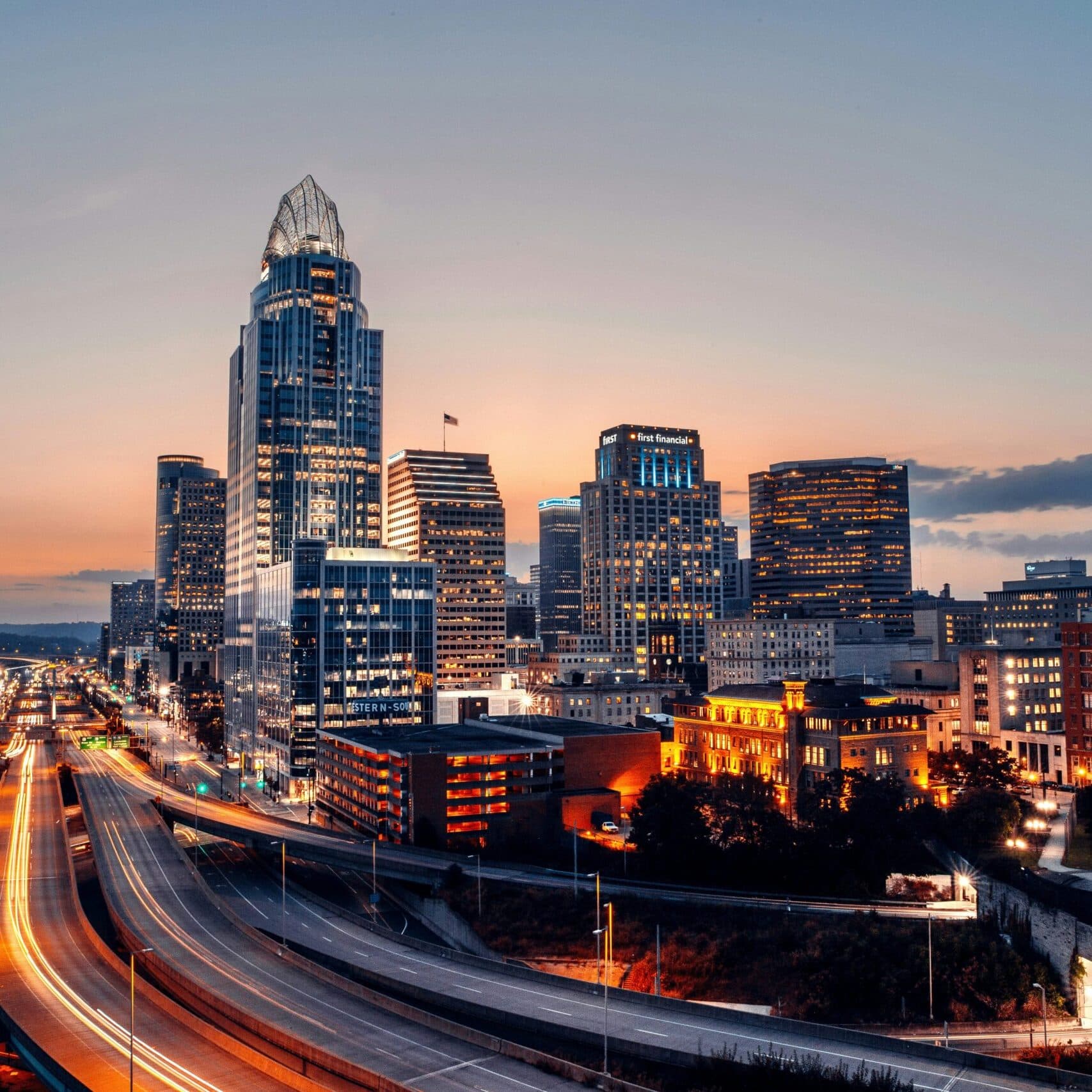 Cincinnati, OH skyline