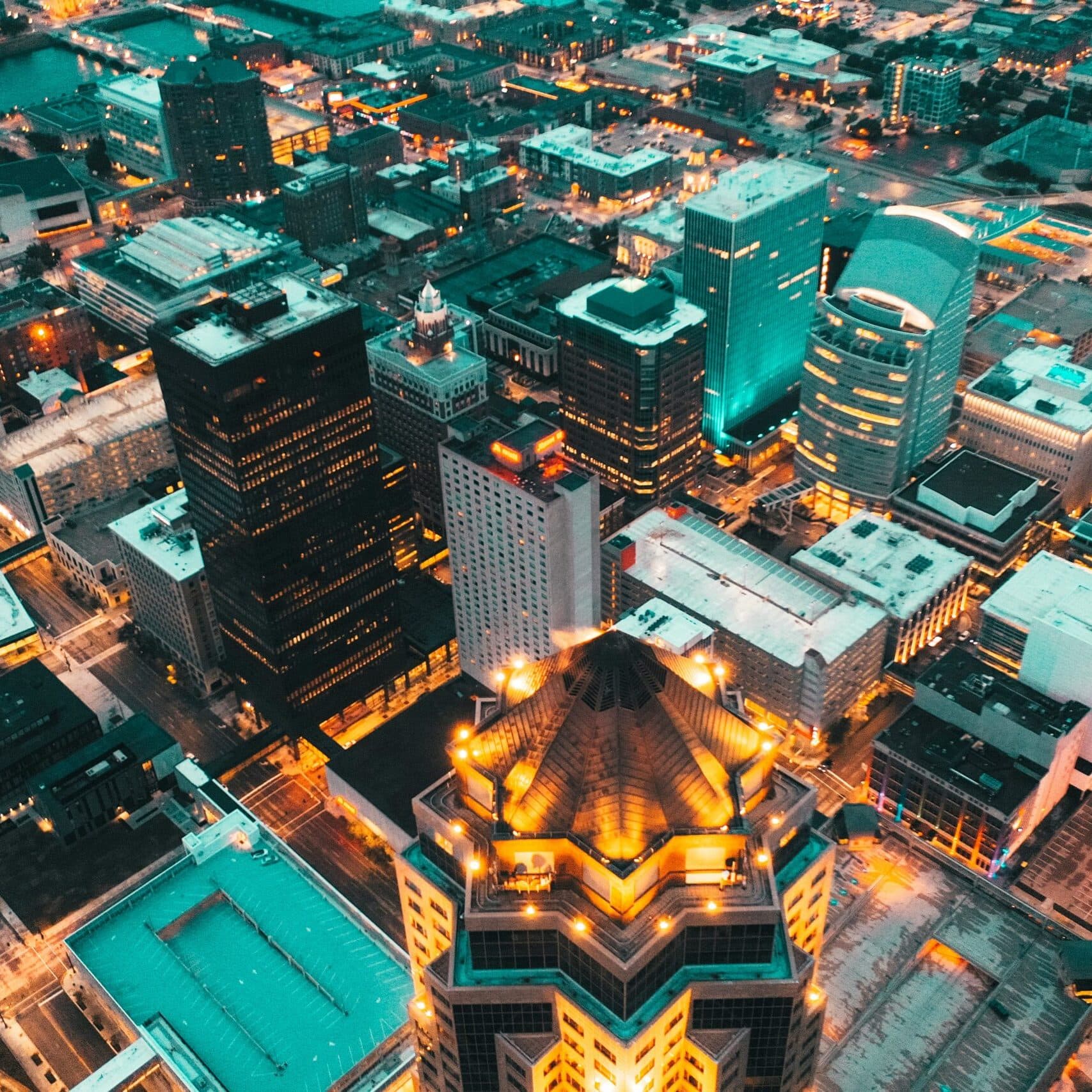 Des Moines, IA skyline