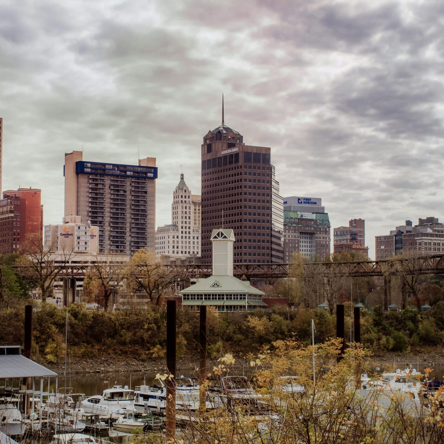 Memphis, TN skyline