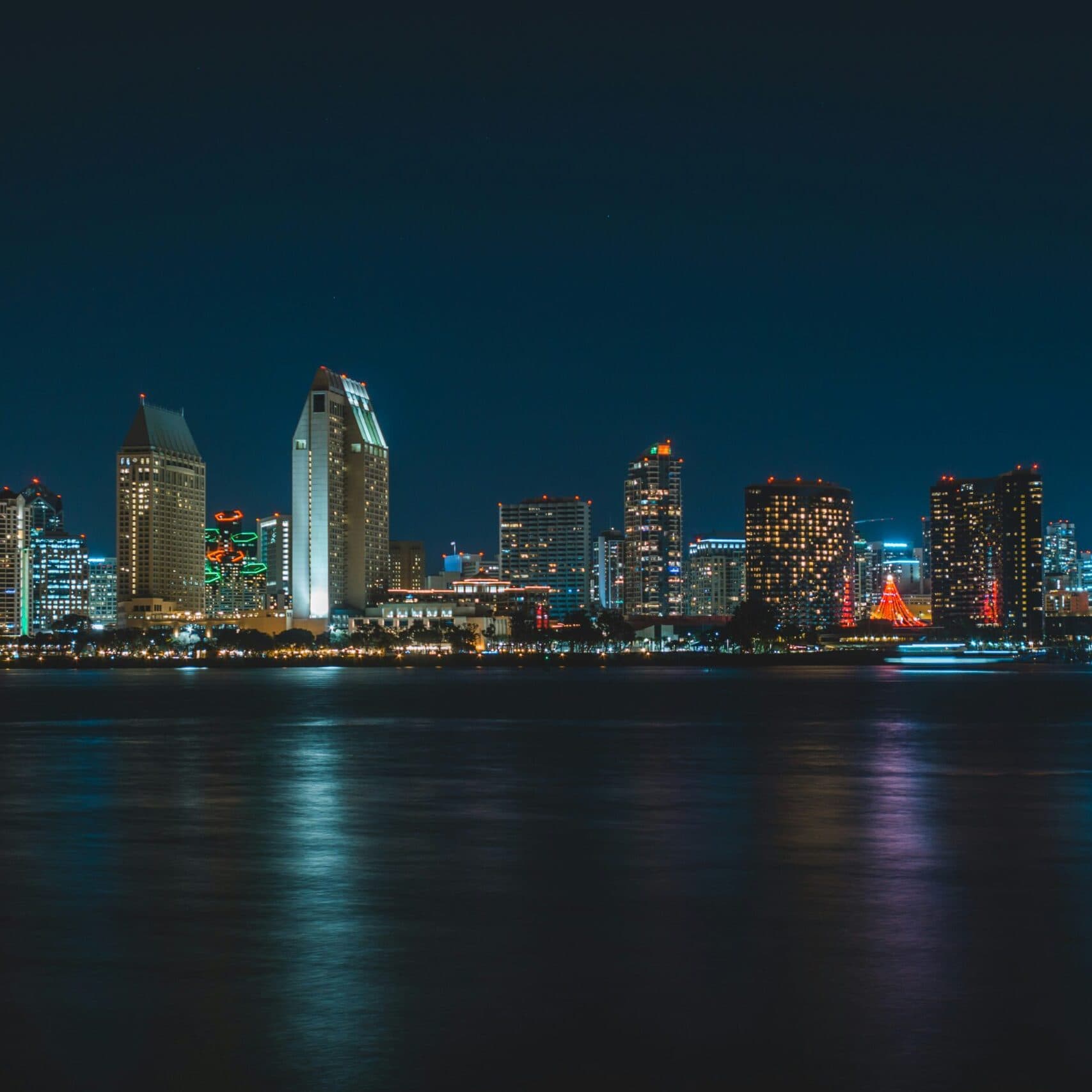 San Diego, CA skyline