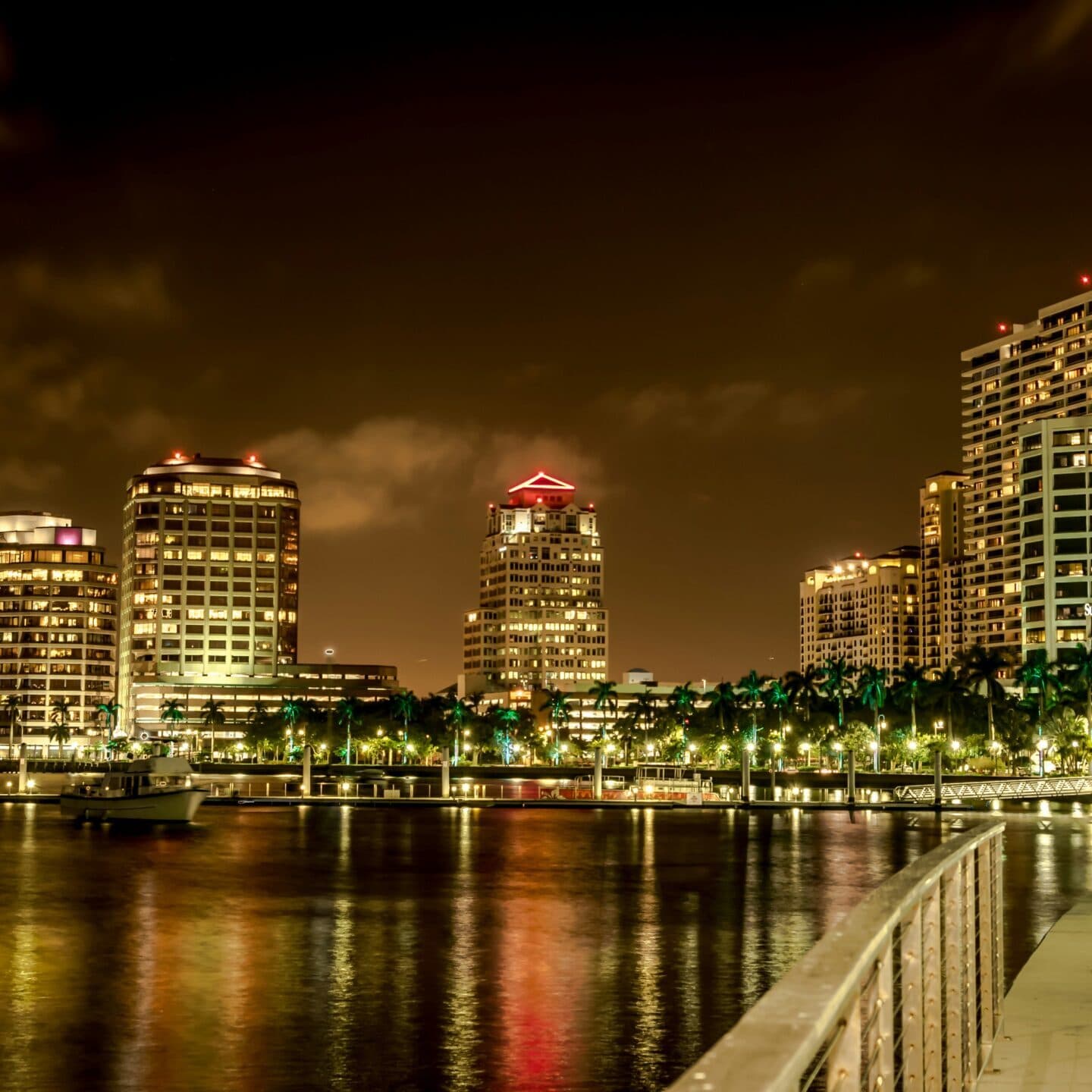 West Palm Beach, FL skyline